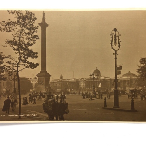 London - Trafalgar Square - England 40190 TH