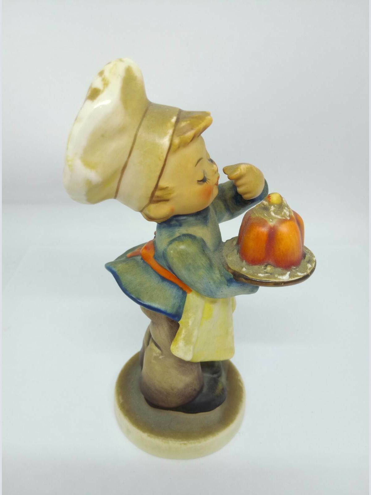 Hummelfigur "Der kleine Konditor" Modell 128 14cm 50213