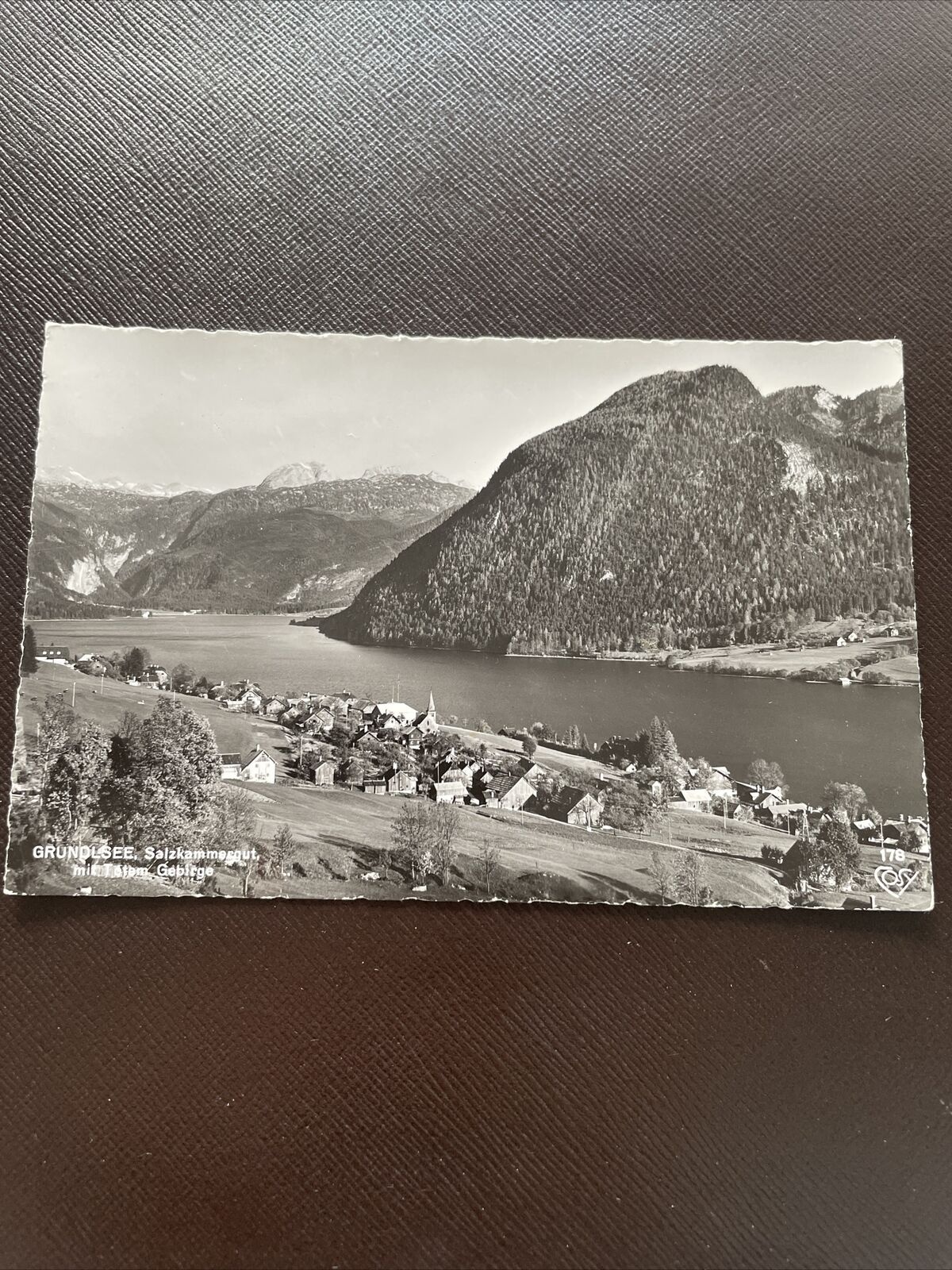 Grundlsee, Salzkammergut, mit Totem Gebirge 400709 DN A
