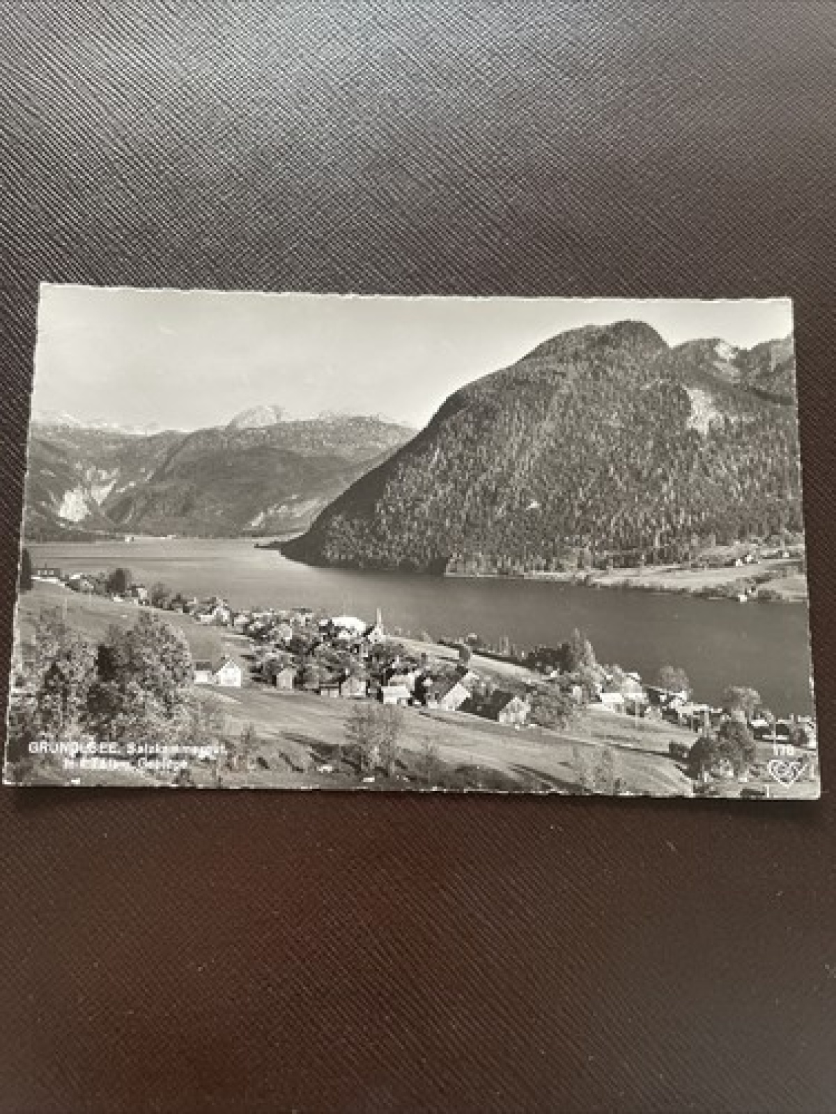 Grundlsee, Salzkammergut, mit Totem Gebirge 400709 DN A
