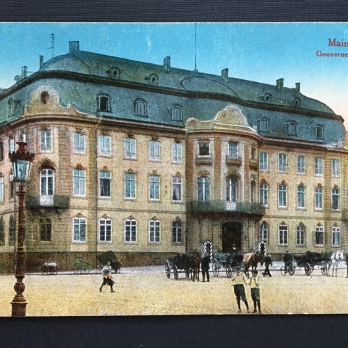 Mainz Gouvernement Osteiner Hof Kutschen Rheinland-Pfalz Deutschland 400850 TH A