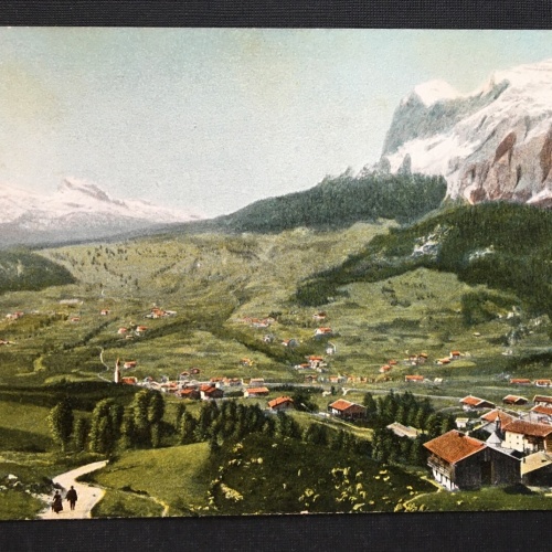 Cortina d’Ampezzo gegen Nuvolau Blick auf Ort Alpen Italien 400895 TH A