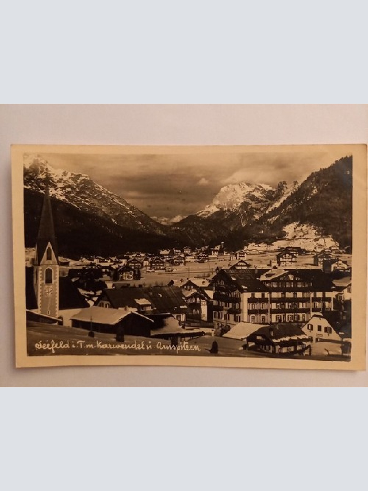 Seefeld in Tirol mit Karvendel 500074A gr D