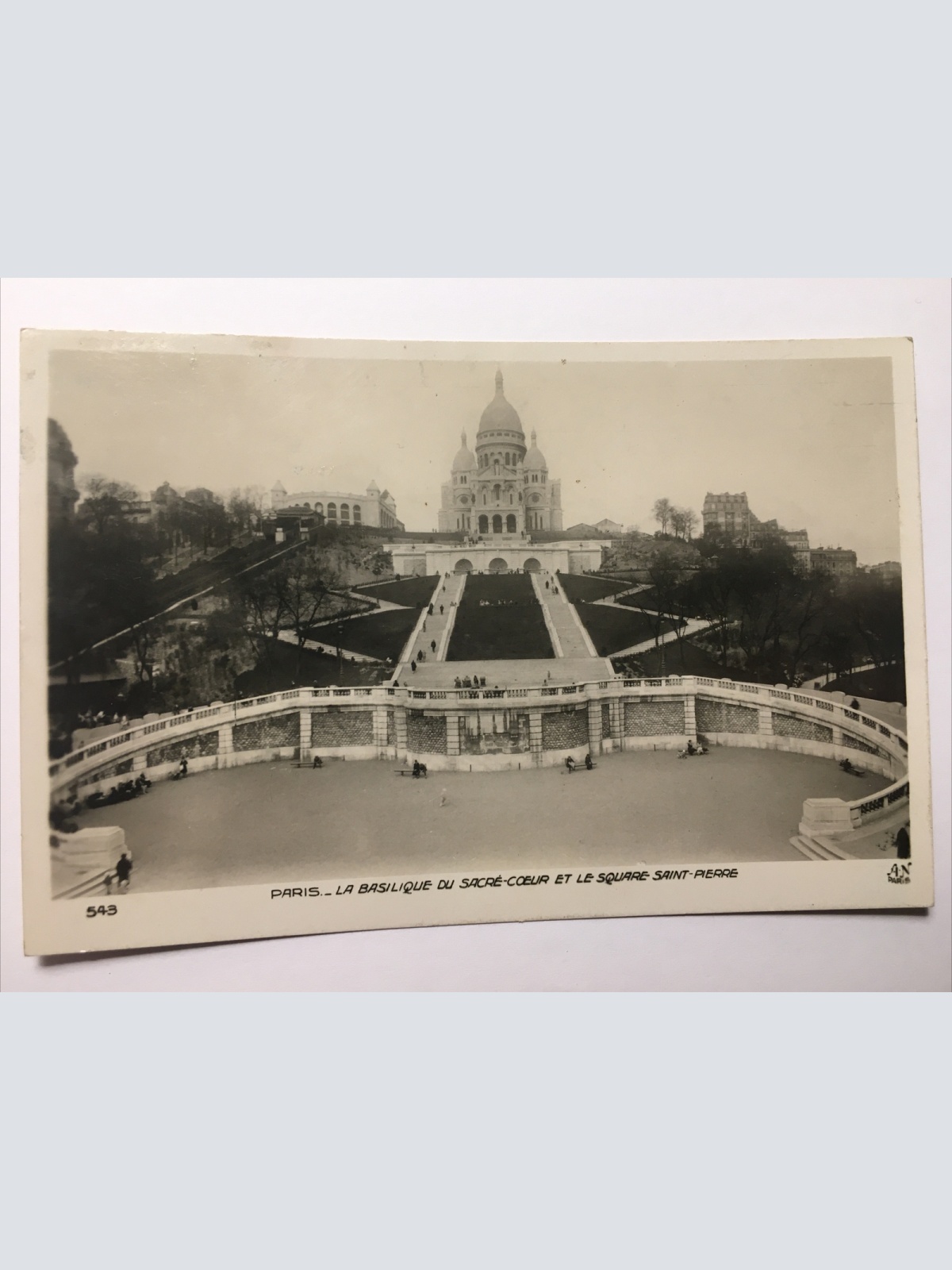 Paris La Basilique du Sacre- Coeur. 672.