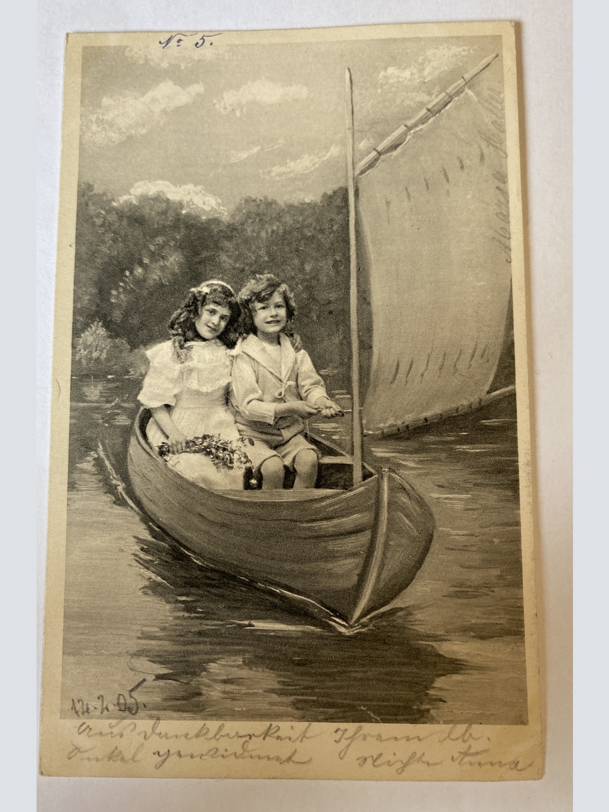 Kinder Junge und Mädchen im Boot am See um 1907  84021