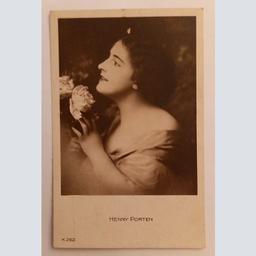 Künstlerkarte Henny Porten Frau mit Rose 600607A gr D
