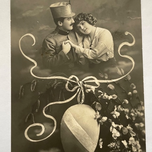 Herzlichen Ostergruß Krieg Soldat Uniform Frau Paar Ostern Ei 650139 K TH