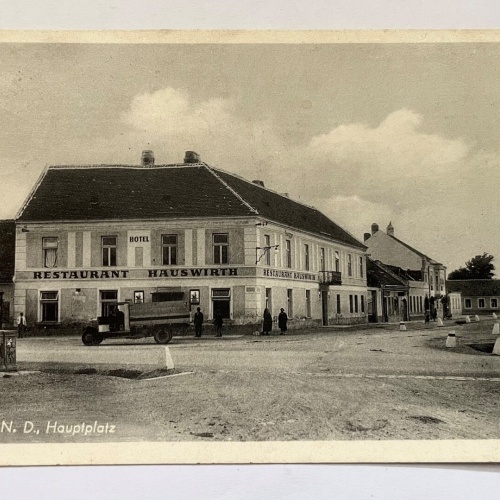 Kittsee N. D. Hauptplatz Auto Brunnen Neusiedl Burgenland Österreich 8423 K TH