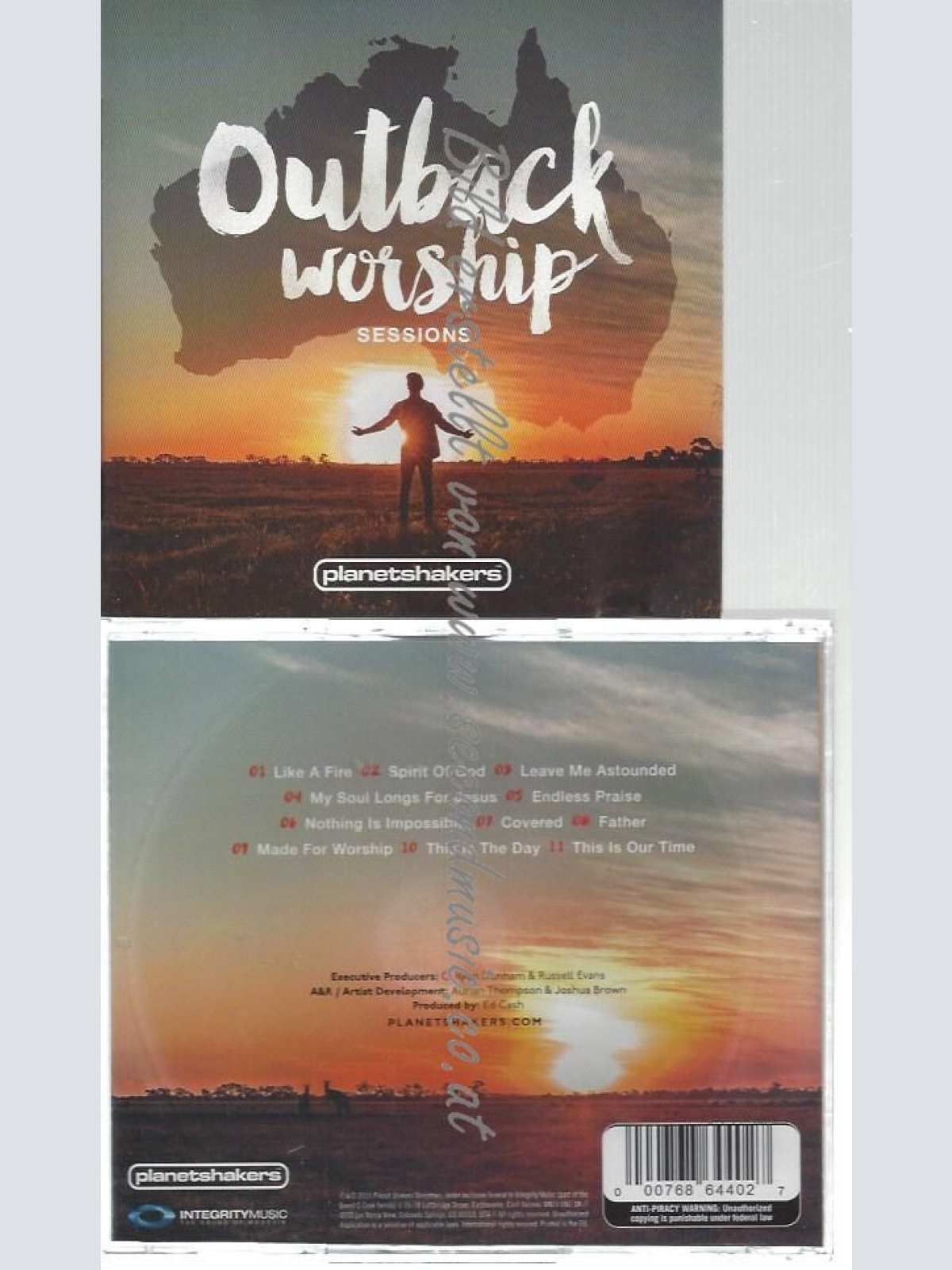 CD--PLANETSHAKERS--    OUTBACK WORSHIP SESSIONS