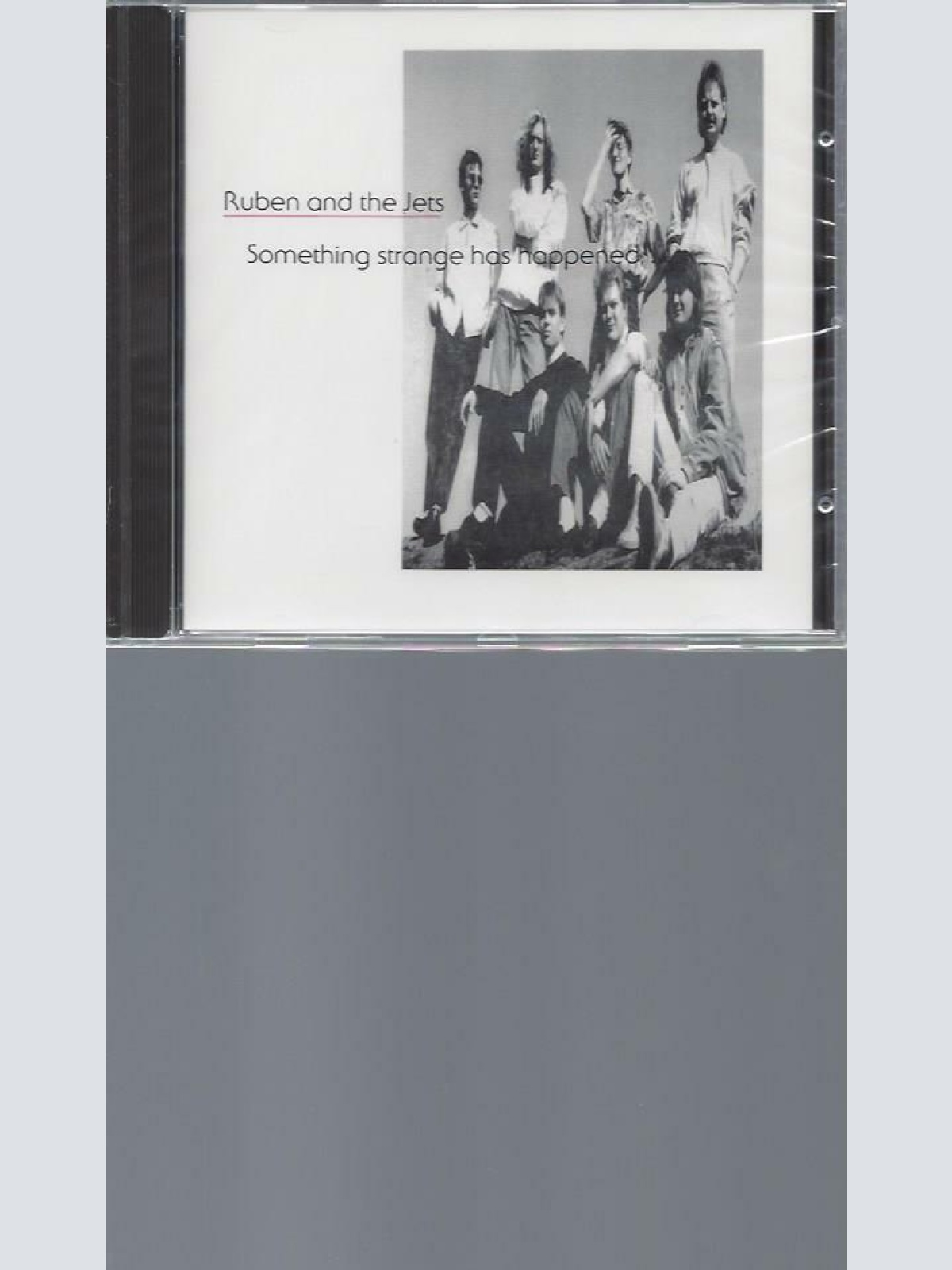 CD-- RUBEN AND THE JETS SOMETHING STRANGE HAS HAPPENED