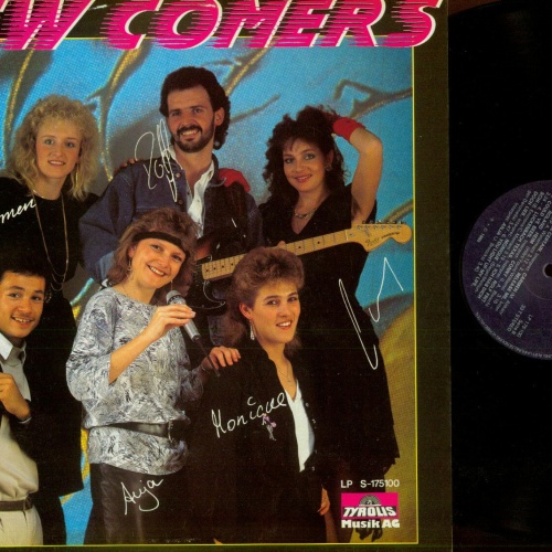 LP- New Comers  // NM / 175100