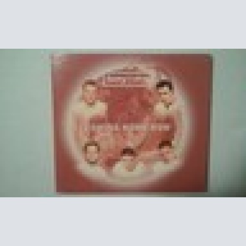CD-- BOYZONE -- COMING HOME  NOW --