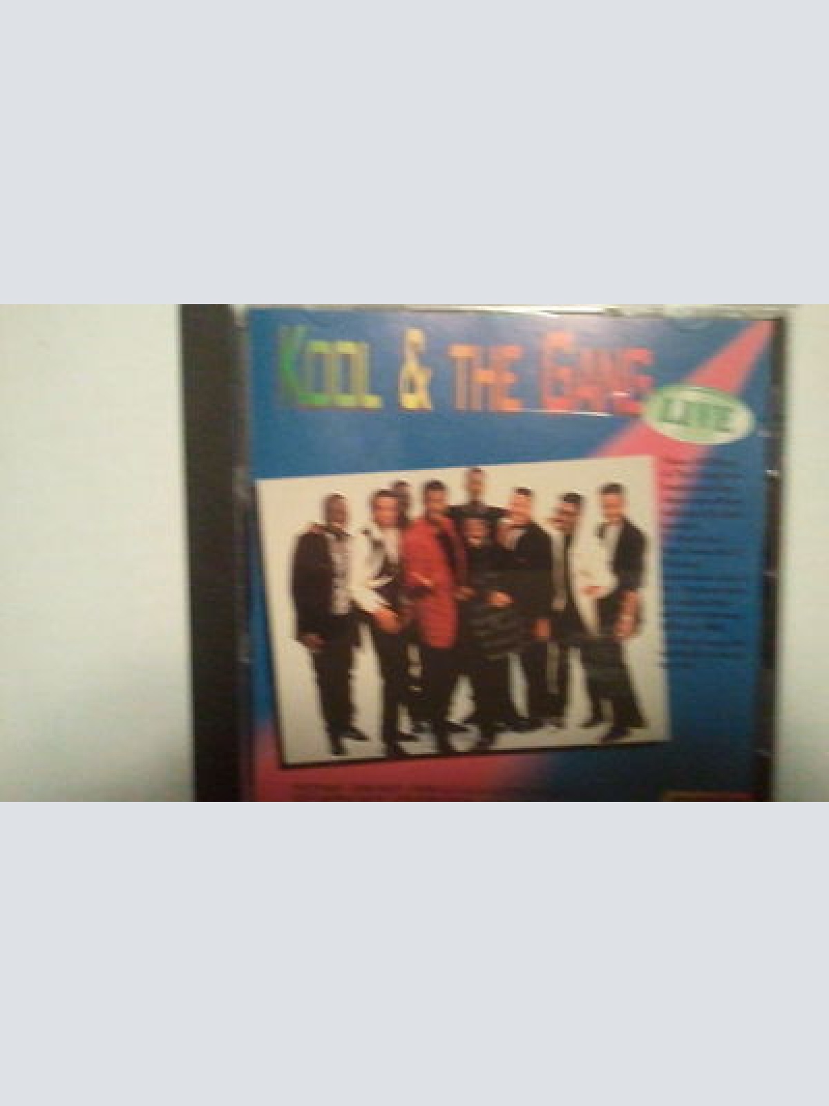 CD-KOOL & THE GANG -- LIVE-- ALBUM