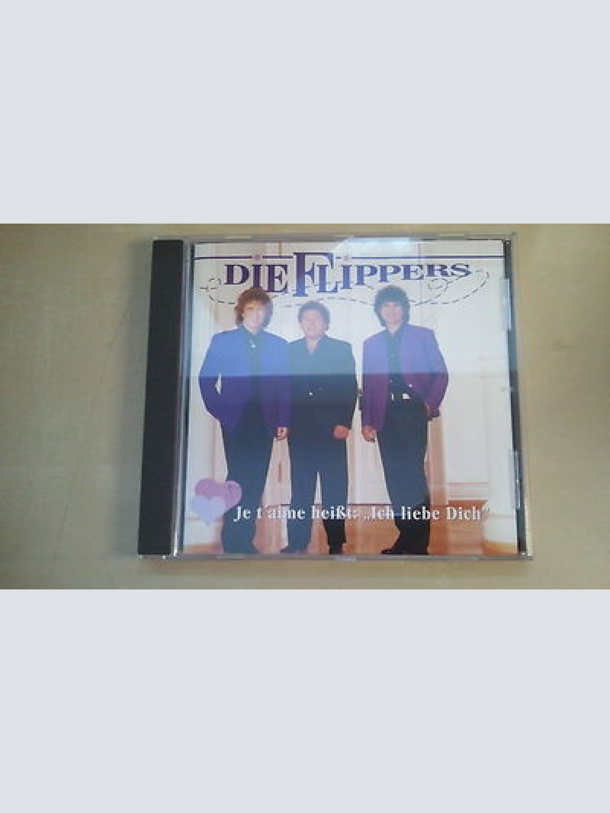 sm   CD  Bewertung erfolgt optisch  Sonstiges:  Zustand: spielt einwandfrei  In