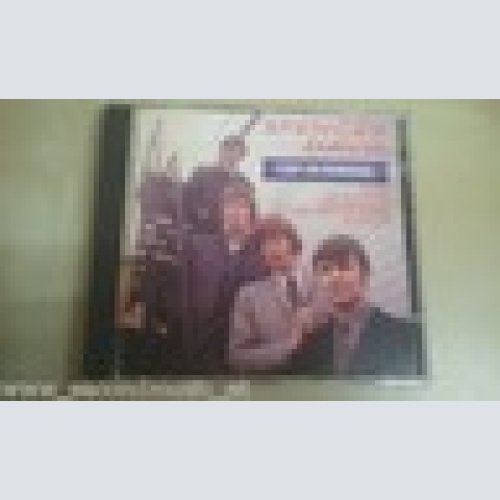 CD--SPENCER DAVIS--KEEP ON RUNNING   -ALBUM