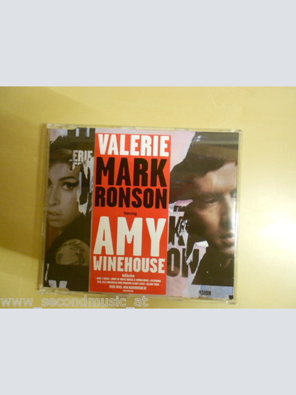 MAXI CD --MARK RONSON--FEAT AMY WHINHOUSE--VAERIE--5 TRACKS--