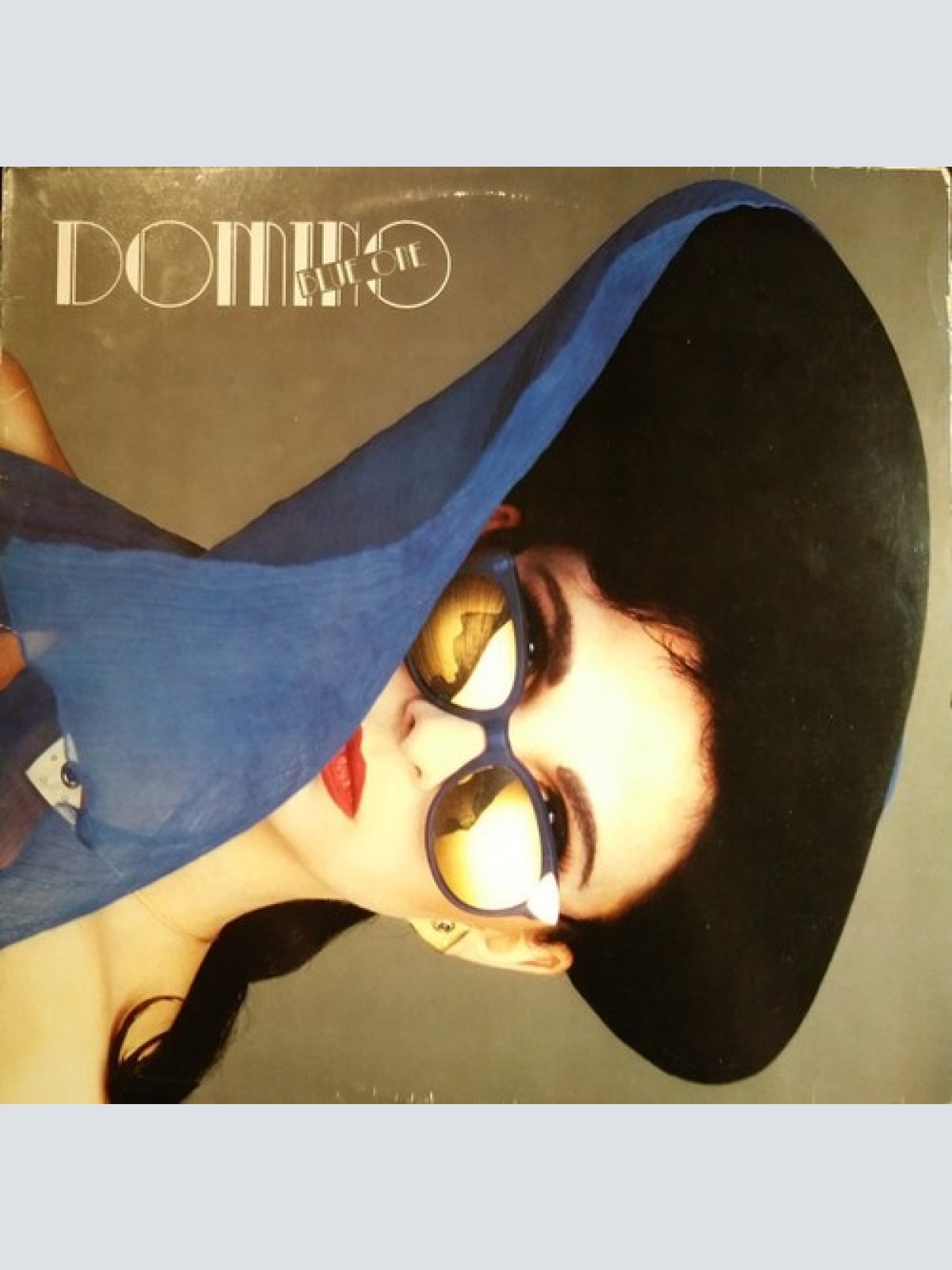12", Single Domino Blue One - Don't Trust Ladies