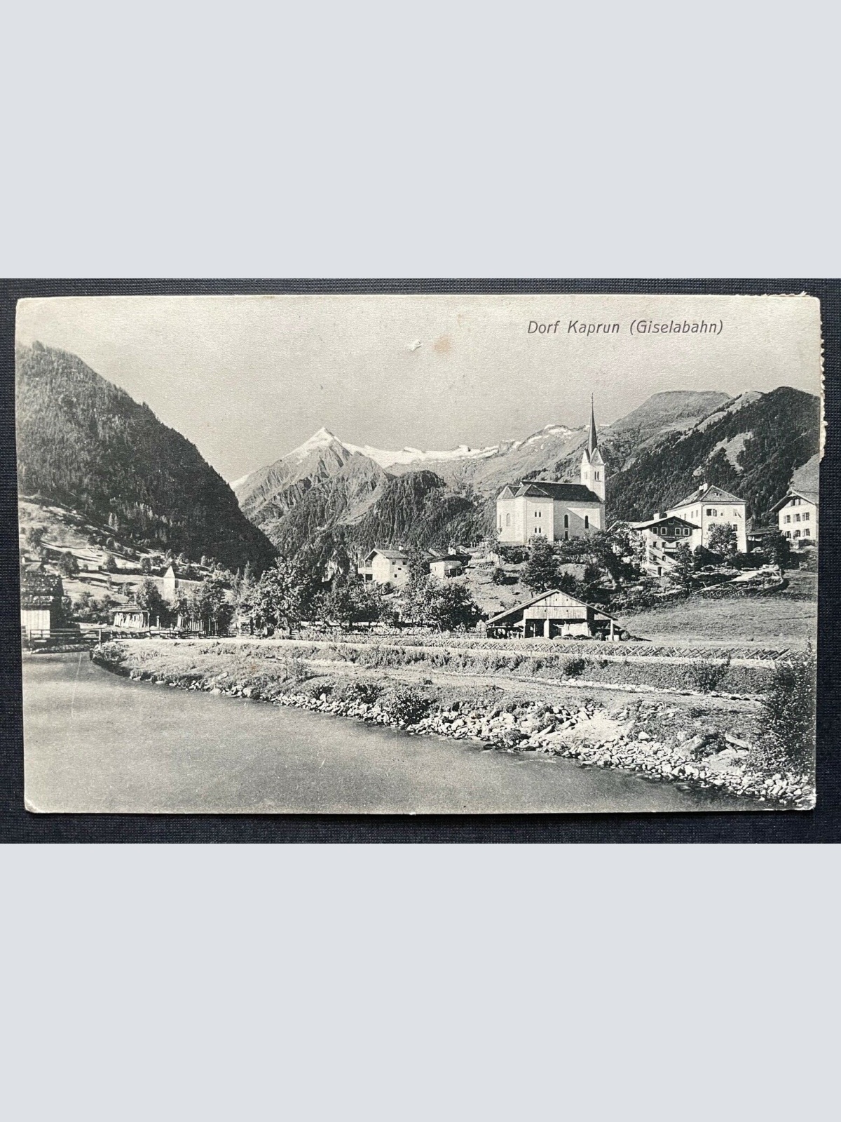 Dorf Kaprun Giselabahn Ortschaft Kirche Gebirge  Salzburg Österreich 410697