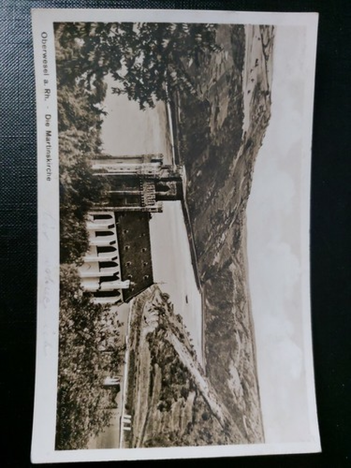 Oberwesel am Rhein Die Martinskirche See Berge Kirche Baum 402506 WM G