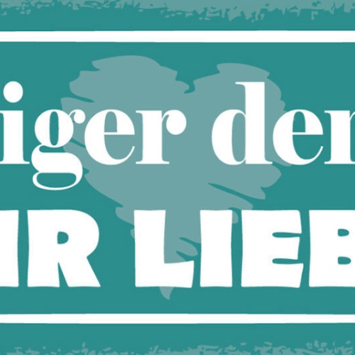 Schild Weniger Denken Mehr Lieben Ehe Paar Beziehung Romantik 27x10Blech od.Holz