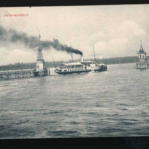 AK aus Konstanz Hafeneinfahrt Baden-Württemberg mit Dampfer (531)