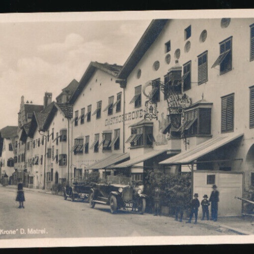 AK aus Matrei am Brenner mit Gasthof Krone und Oldtimer - Alte Auto Tirol (1034)