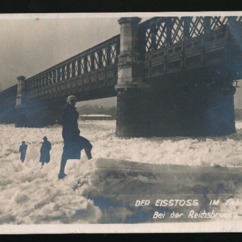 AK aus Wien der Eisstoss im Feber 1929 mit Reichsbrücke (818)