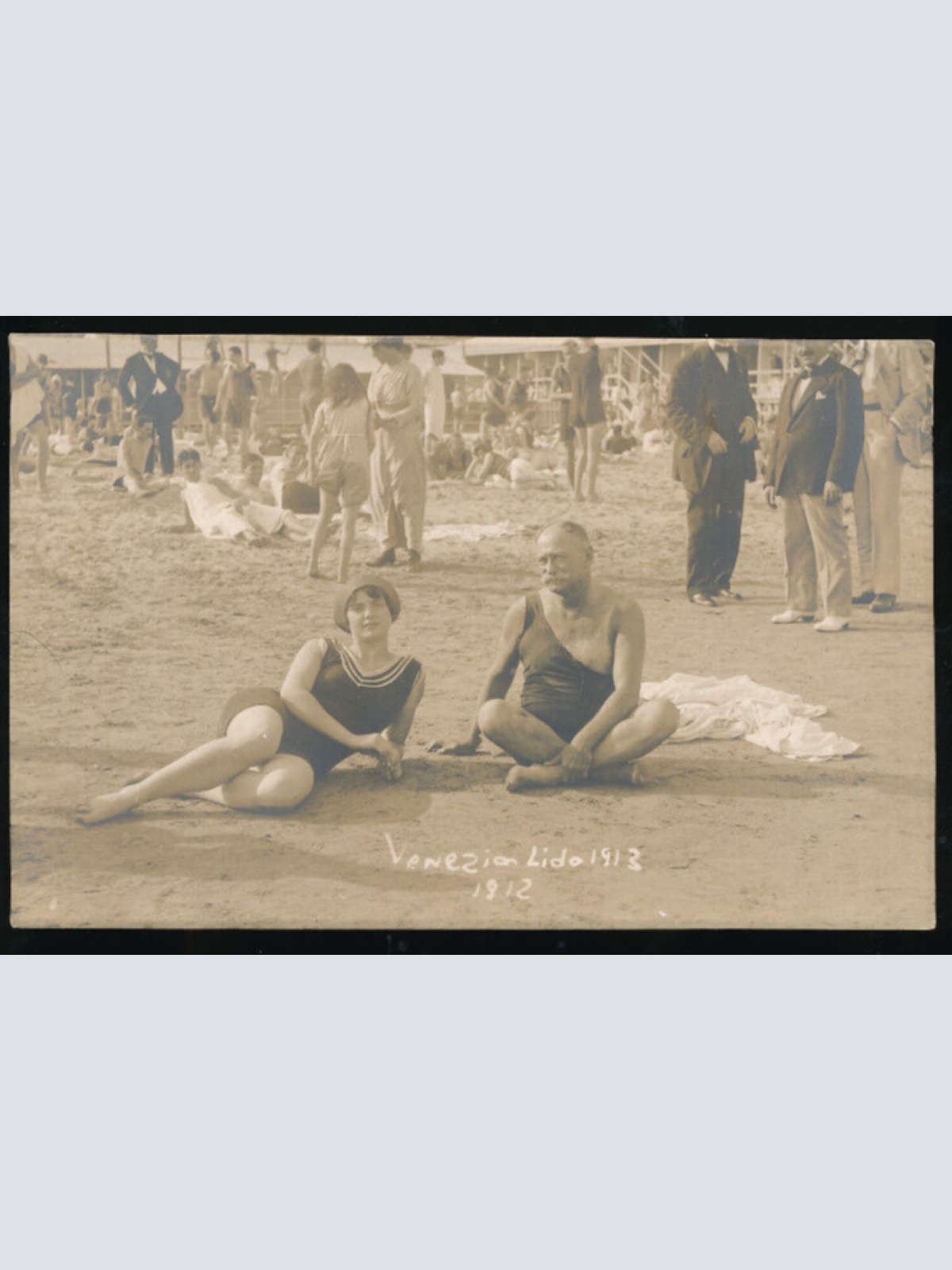 AK aus Venezialido - Venedig Bademoden 1913 Italien (1517)