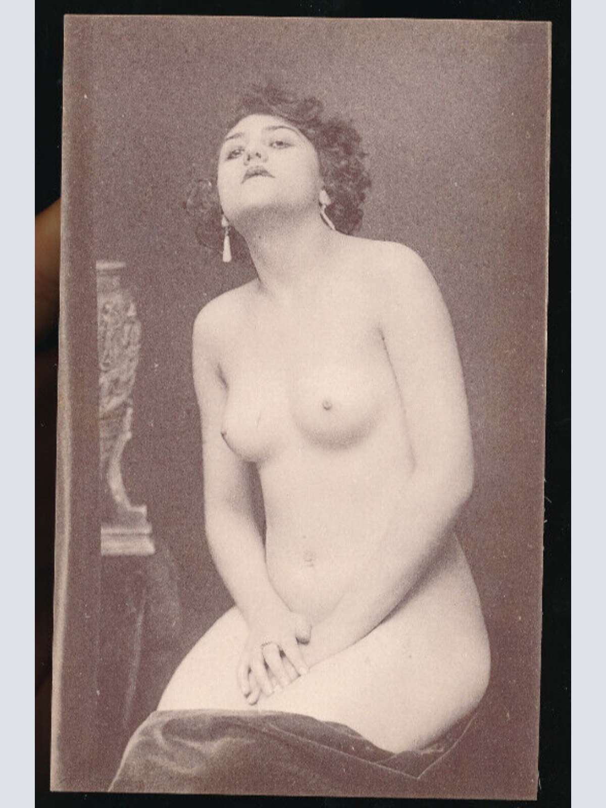 AKT Foto - Nackt - Busen Nackte Frau posiert, Neudruck ! (1186)