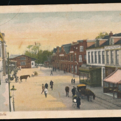 AK aus Hilversum Stationsplein mit Cafe Restaurant Volkuijl Niederlande (2706)