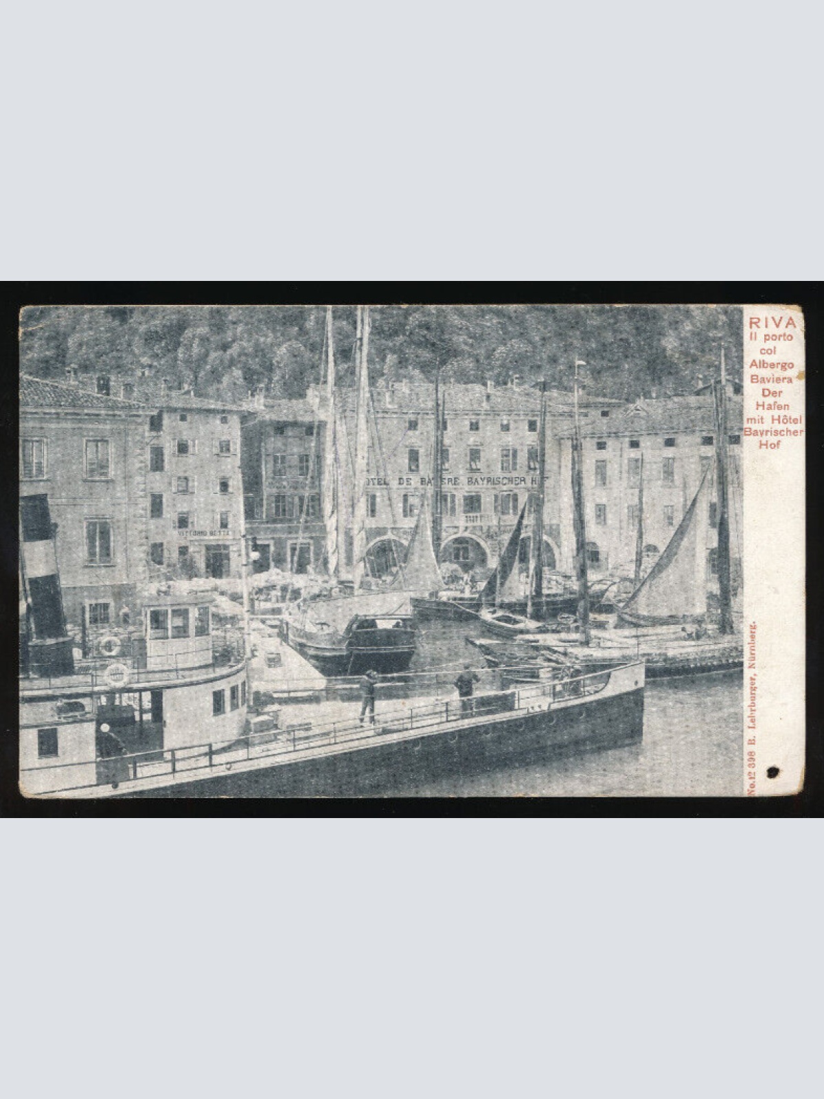 AK aus Riva der Hafen mit Hotel Bayrischer Hof Italien (3176)