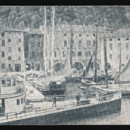 AK aus Riva der Hafen mit Hotel Bayrischer Hof Italien (3176)