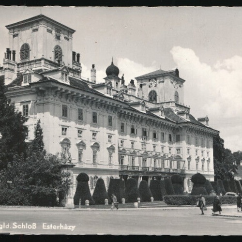 AK aus Eisenstadt mit Schloß Esterhazy Burgeland (3837)