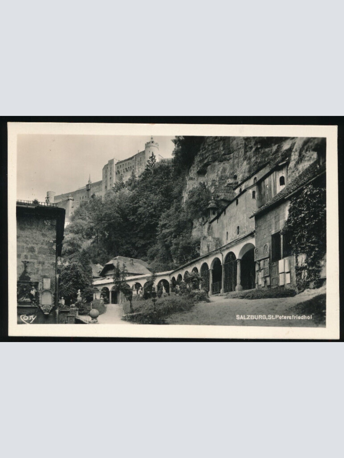 AK aus Salzburg St. Petersfriedhof (3933)