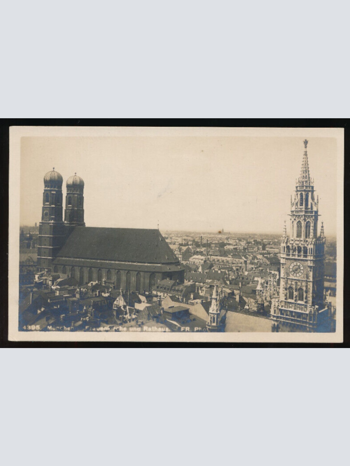AK aus München Frauenkirche und Rathaus Bayern (4655)
