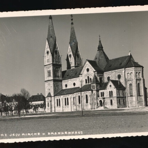 AK aus Wels Herz Jesu Kirche und Krankenhaus Oberösterreich (5255)