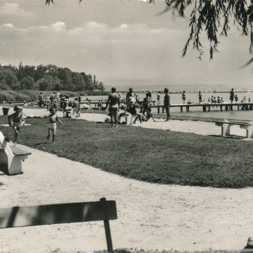 AK, Balatonalmádi, Strandreszlet, Ungarn (S945)