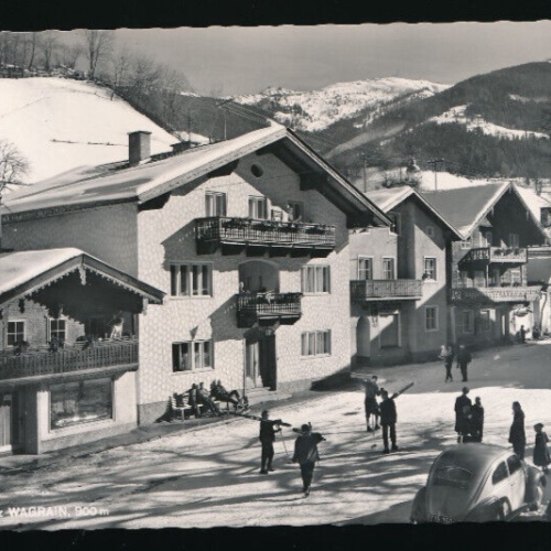 AK aus Wagrain Wintersportplatz mit Oldtimer Alte Autos Salzburg (5553)