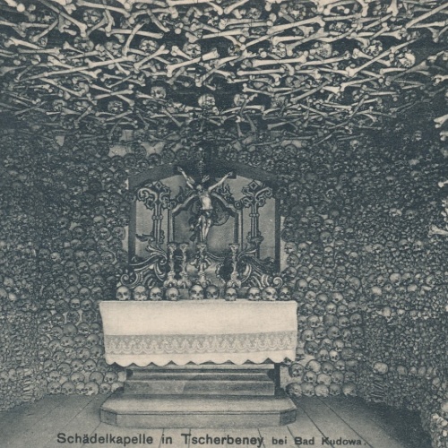 AK, Schädelkapelle in Tscherbeney bei Bad Kudowa, Polen (S1846)