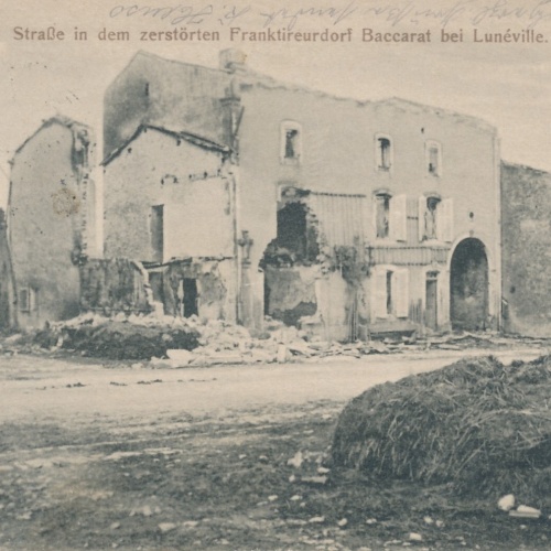 AK, Straße in dem zerstörten Franktireurdorf Baccarat bei Luneville (S1962)