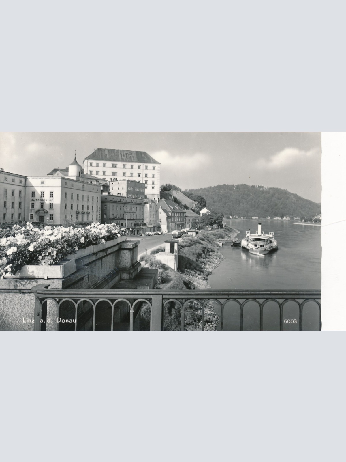 AK aus Linz an der Donau mit Dampfer Oberösterreich (7630)