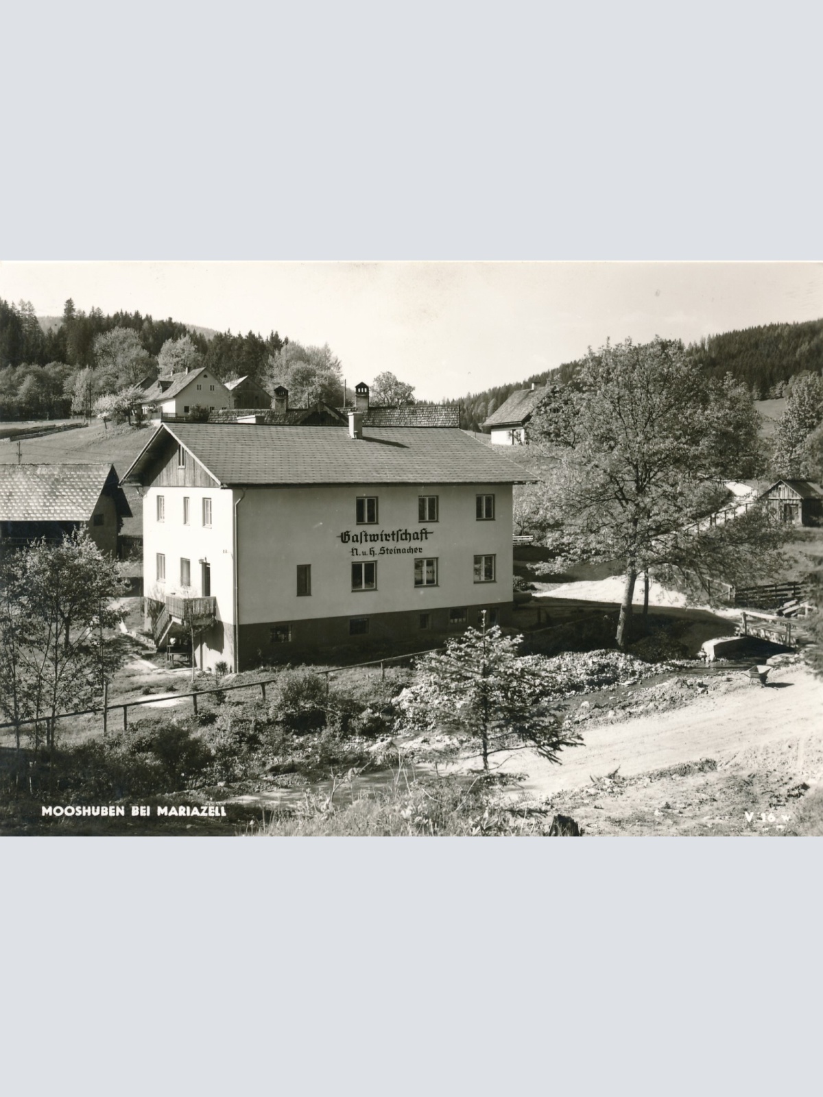AK aus Mooshuben bei Mariazell mit Gasthaus Steinacher Brugenland (7518)