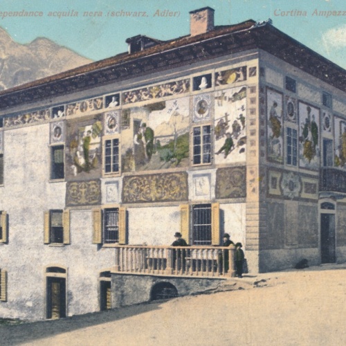 AK aus Cortina Apezzo Dependance acquila nera Italien Ansichtskarte (8551)