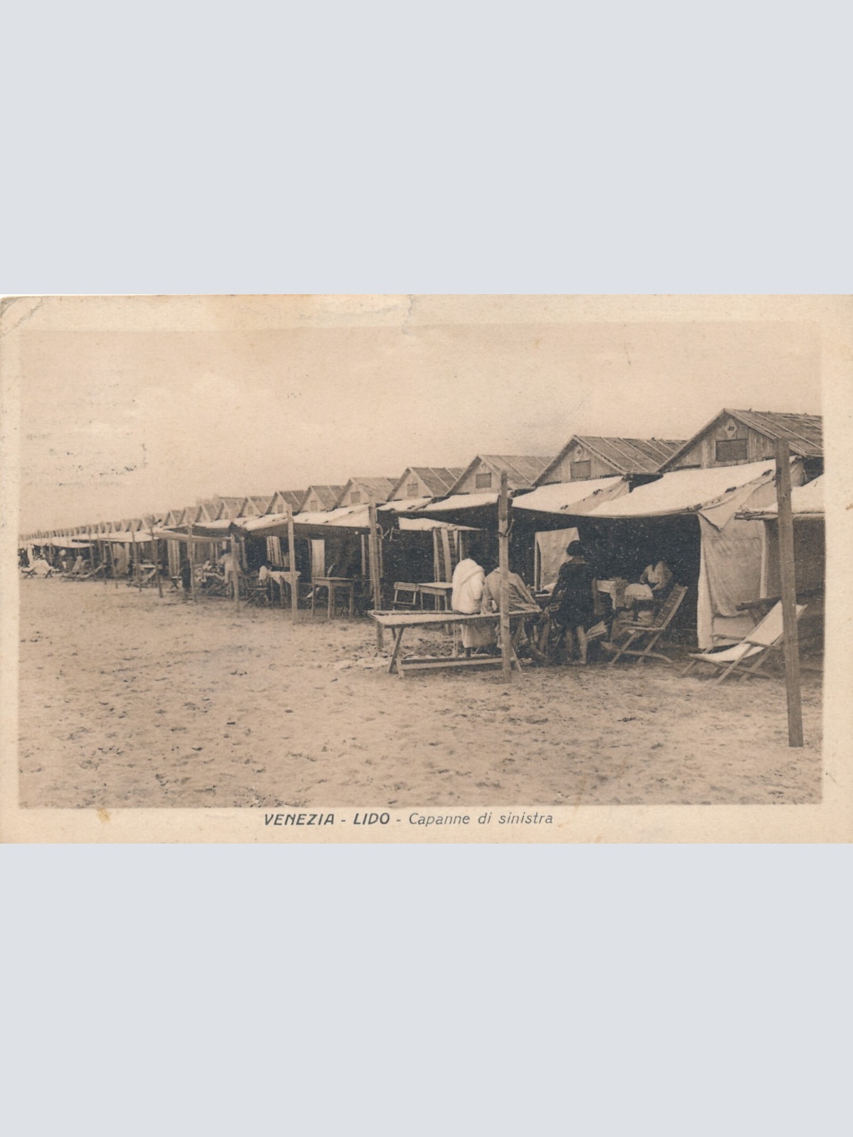 AK aus Venezia Lido Capanne di sinistra Italien Ansichtskarte (8553)