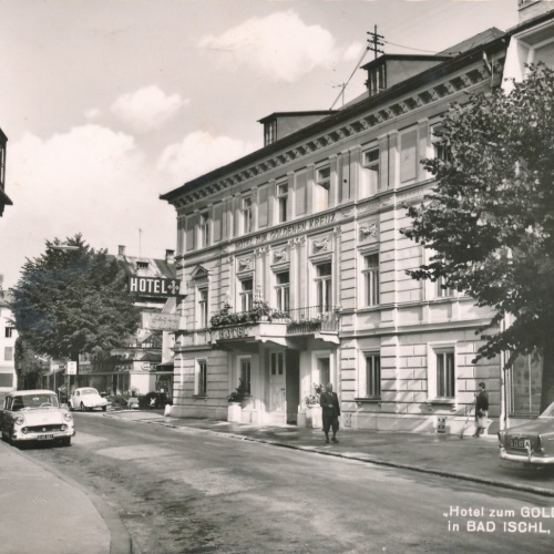 AK aus Bad Ischl mit Hotel Goldenes Kreuz Oberösterreich Ansichtskarte (8480)