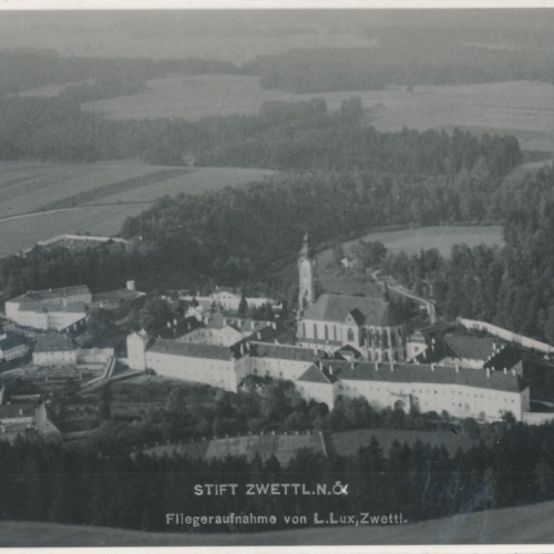 AK aus Zwettl mit Stift Fliegeraufnahme Niederösterreich Ansichtskarte (8377)
