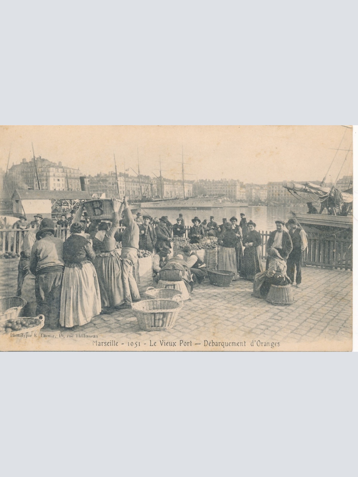 AK aus Marseille am Hafen Italien Ansichtskarte (8762)