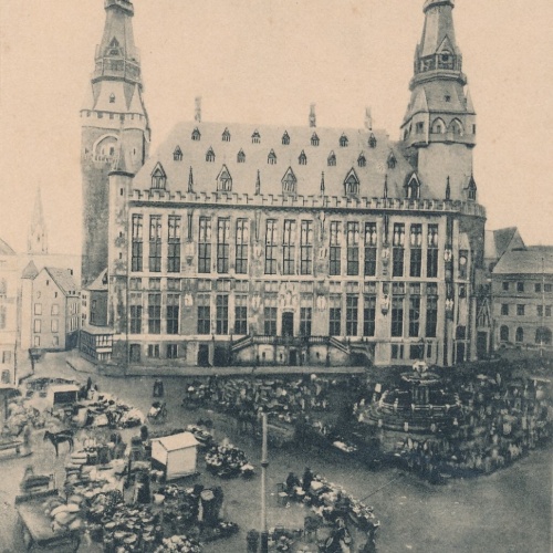 AK aus Aachen mit Rathaus Nordrhein - Westfalen Ansichtskarte (9207)