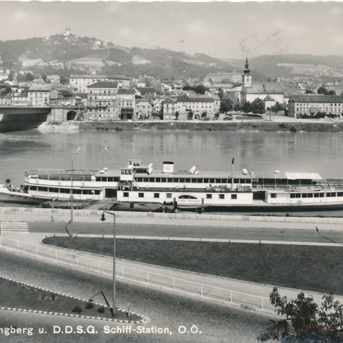 AK aus Linz an der Donau mit Dampfer Oberösterr. Ansichtskarte (9007)