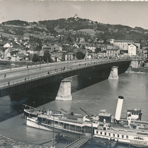 AK aus Linz an der Donau mit Dampfer Oberösterr. Ansichtskarte (9008)